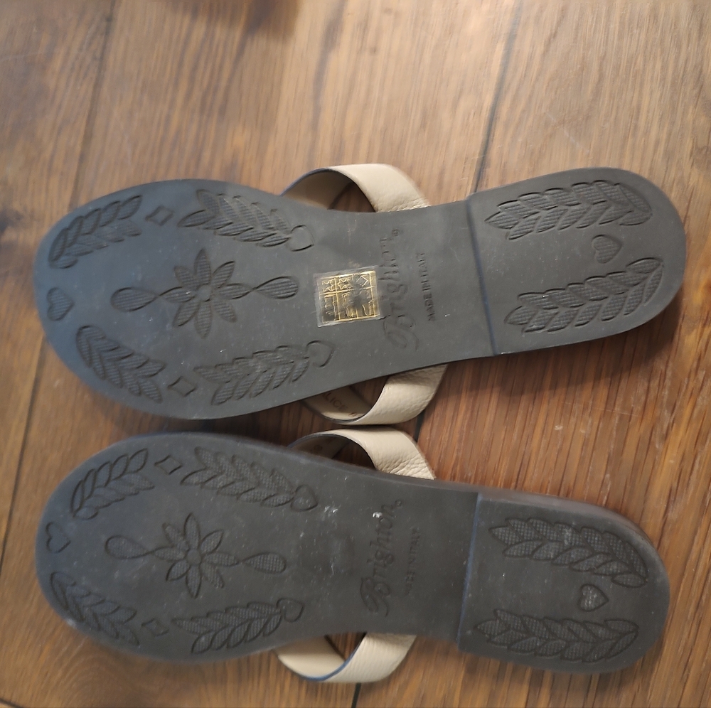 Brighton Beige Sandals with Silver Accents - Picture 3 of 4